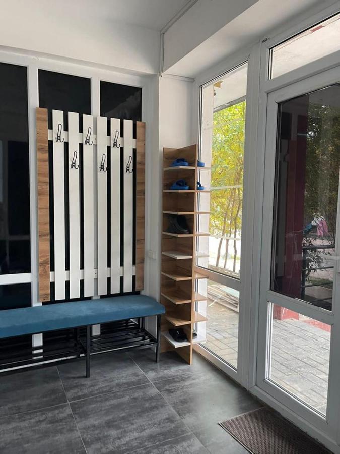 Hostel Del Luna Almaty Eksteriør billede