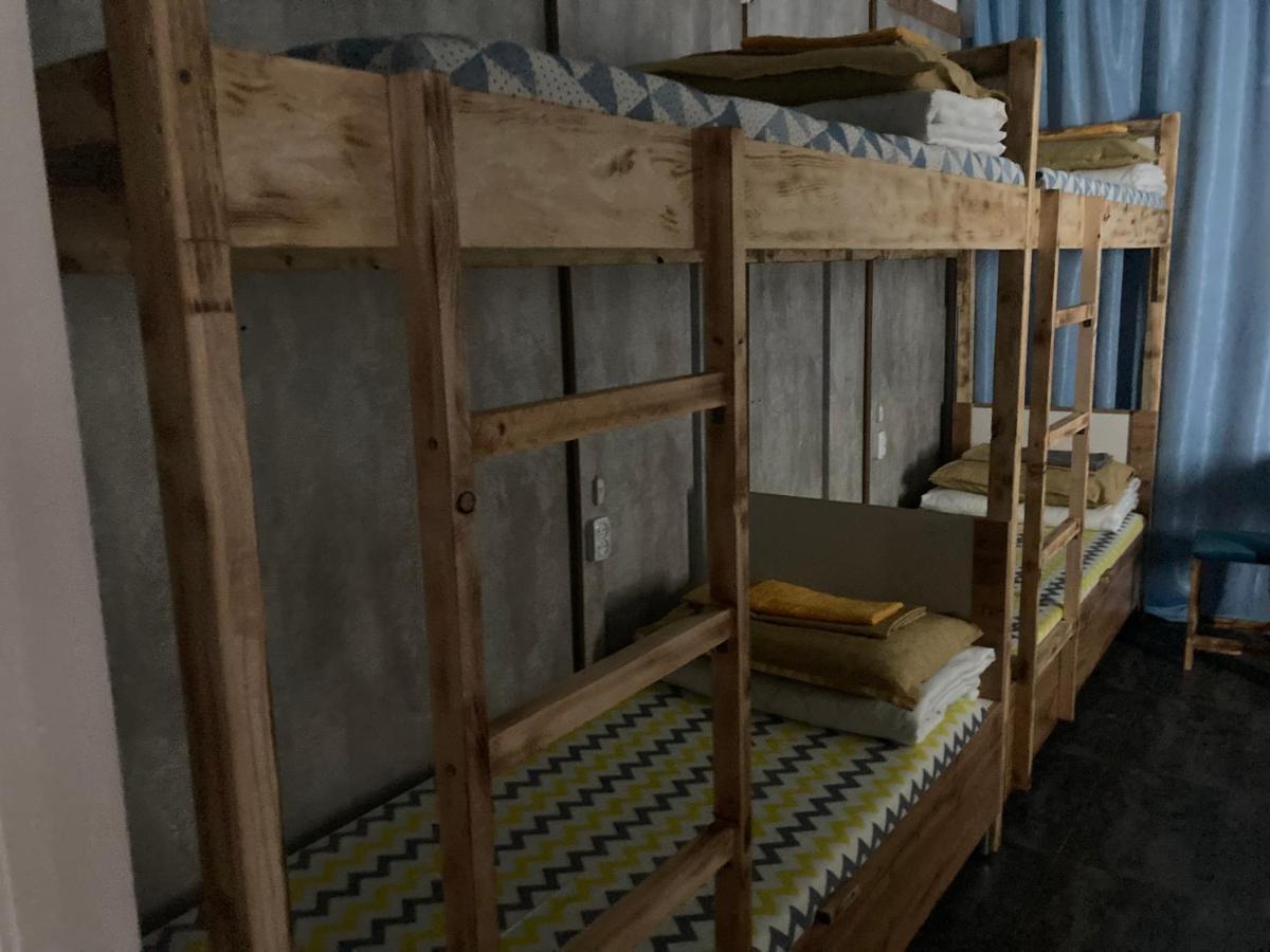 Hostel Del Luna Almaty Eksteriør billede