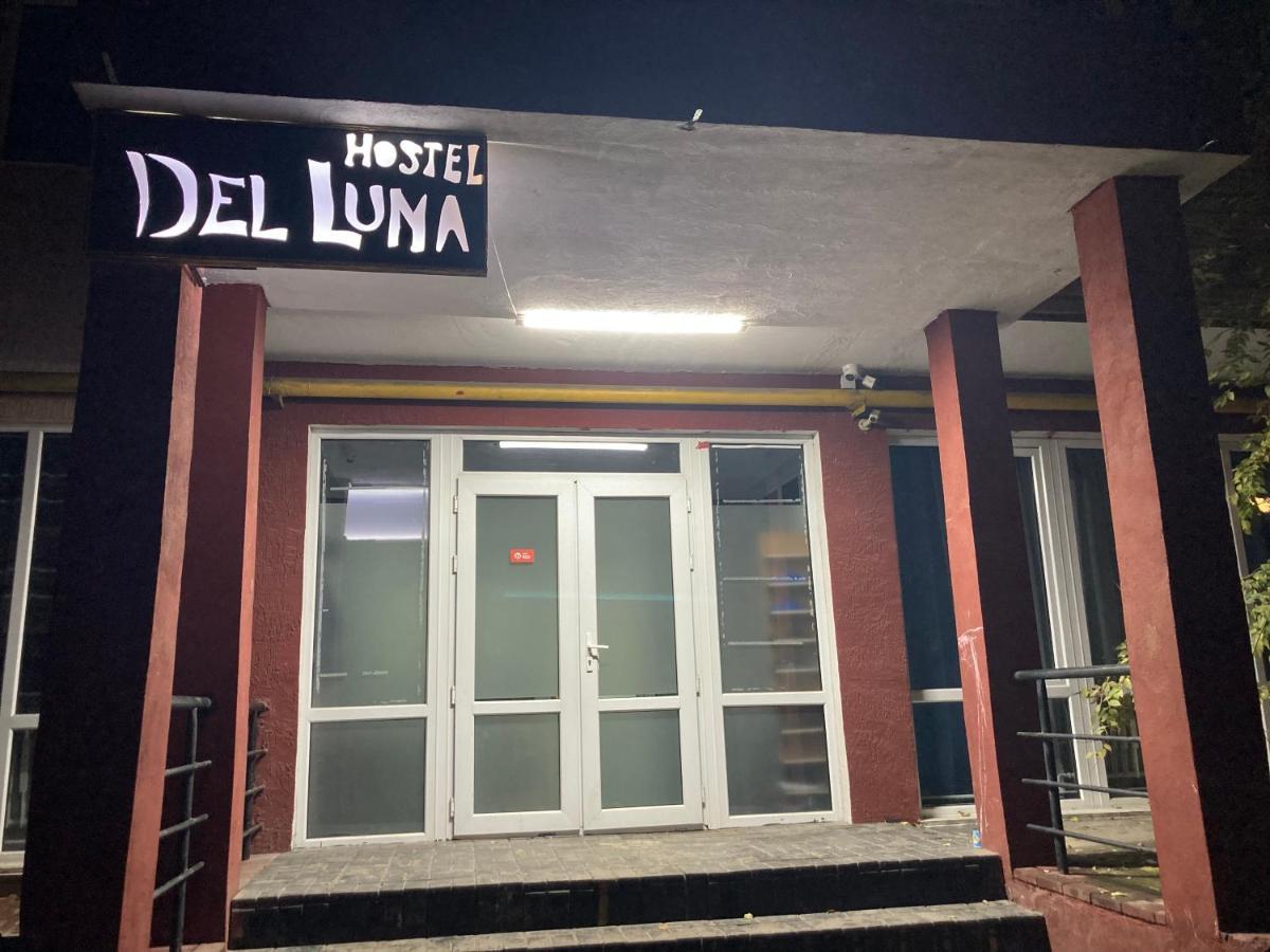 Hostel Del Luna Almaty Eksteriør billede