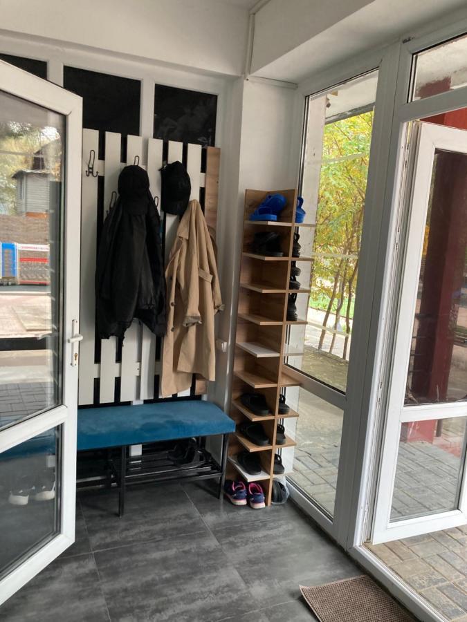 Hostel Del Luna Almaty Eksteriør billede